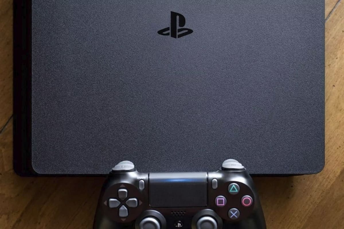 Sony lanzó una actualización de software para su consola PlayStation 4 que suma más recursos para el control parental en las partidas de videojuegos de los menores