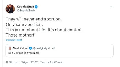 Sophia Bush, indignada tras conocer la decisión de la Corte Suprema de Estados Unidos que revocó el fallo Roe vs. Wade (Crédito: Twitter/@sophiabush)
