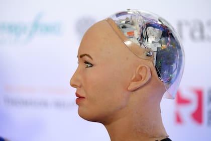 Sophia es un robot cuyo rostro, según sus creadores, está inspirado en Audrey Hepburn