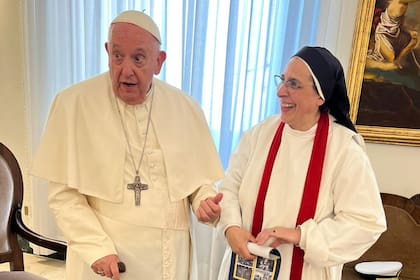 Sor Lucía Caram junto al ppaa Francisco, el 24 de mayo de 2023