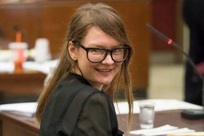 Sorokin, fue liberada de prisión la semana pasada, después de haber cumplido tres años y medio de una sentencia de cuatro a 12 años