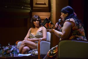 Sosa Villada presentó su nuevo libro acompañada por la escritora Dolores Reyes