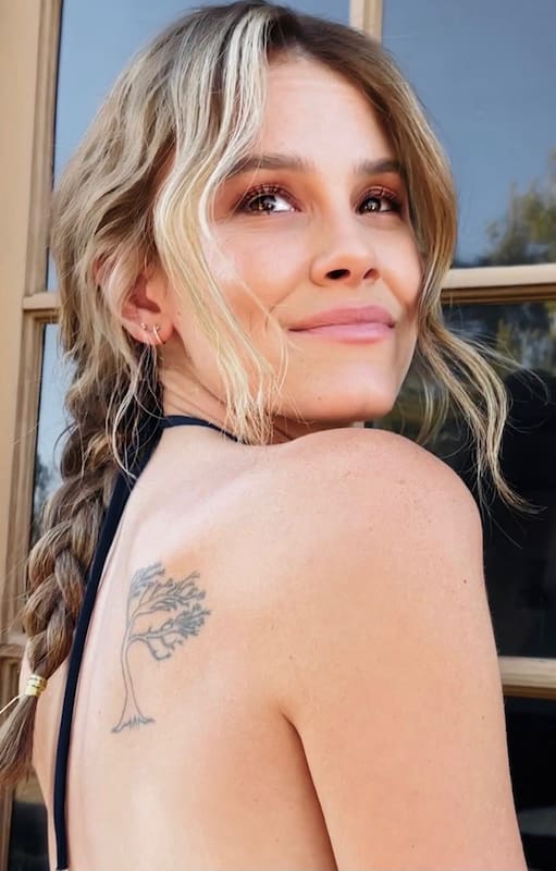 Sosie Bacon, tiene 33 años, es actriz e hija de dos estrellas de Hollywood