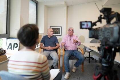 Sospechoso en robo de joyas de Kardashian planea asumir su responsabilidad en juicio en París