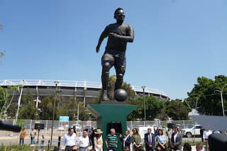Sotheby's subastará la camiseta de Pelé en el marco del Mundial