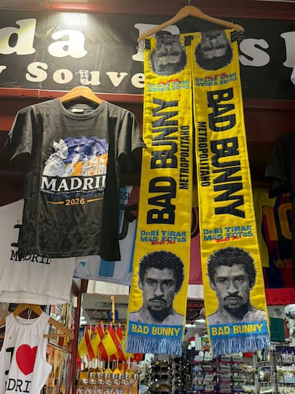 Souvenirs de la visita del papa León XIV y de Bad Bunny en Madrid, el 5 de junio de 2026. Fuente: Elisabetta Piqué