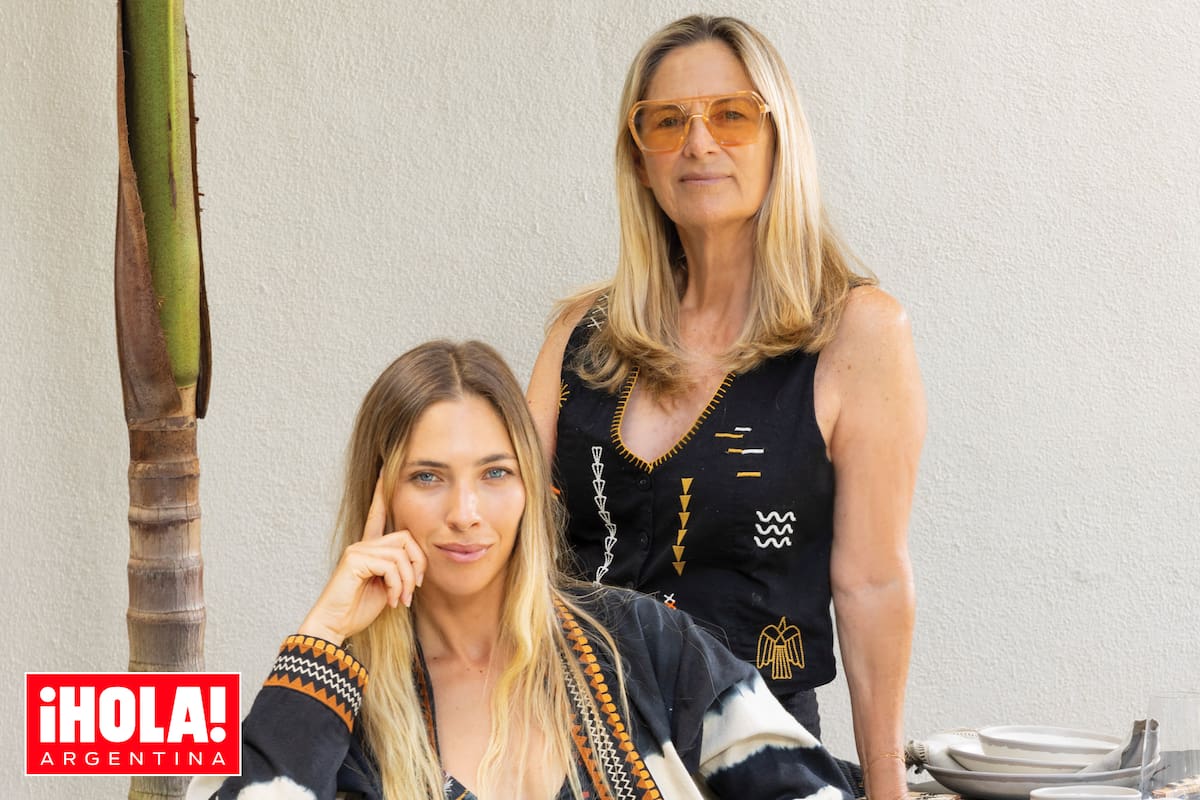 "Soy un calco de de mi mamá. Y está buenísimo: todo lo que me ha transmitido es increíble", dice Anushka Elliot sobre su madre, Sol Rueda.