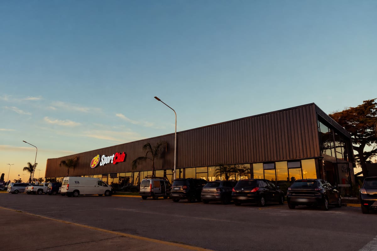 SportClub inaugura una mega sede en el Aeropuerto de Ezeiza