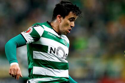 Sporting Lisboa, el equipo de Marcos Acuña, sufrió agresiones por no haber clasificado a la Champions League