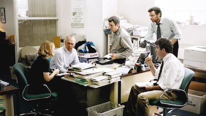 Rachel McAdams, Michael Keaton, Mark Ruffalo, Liev Schreiber y Bryan D'Arcy James en Spotlight: en primera plana, ganadora del Oscar en 2016