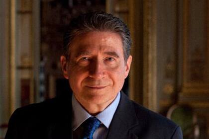 Sr. Pierre Henri GUIGNARD, Embajador extraordinario y plenipotenciario de Francia en la República Argentina