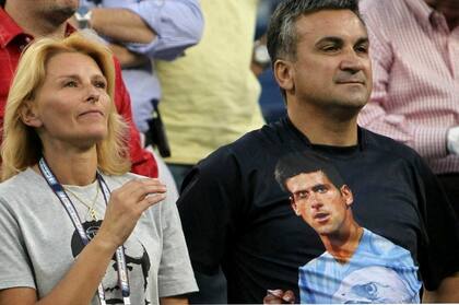 Dijana y Srdjan, madre y padre de Novak Djokovic, el tenista número 1 del ranking.