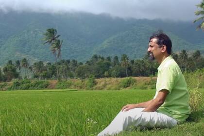 Sridhar disfruta de la paz y el silencio que le ofrece la aldea