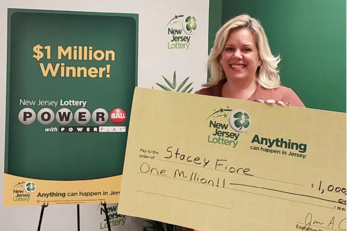 Stacey Fiore ganó un millón de dólares jugando en Powerball en Nueva Jersey