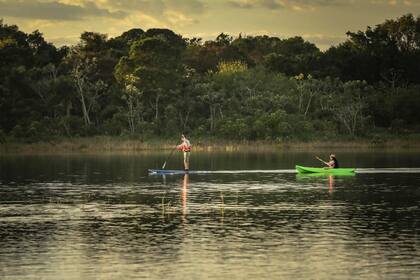 Stand up paddle en el arroyo Urugua í.