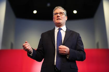 Starmer afirma que el Reino Unido no puede ignorar a China, pese a advertencia de Trump
