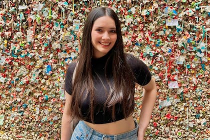 Stefania trabaja cuidando a tres chicos de lunes a viernes