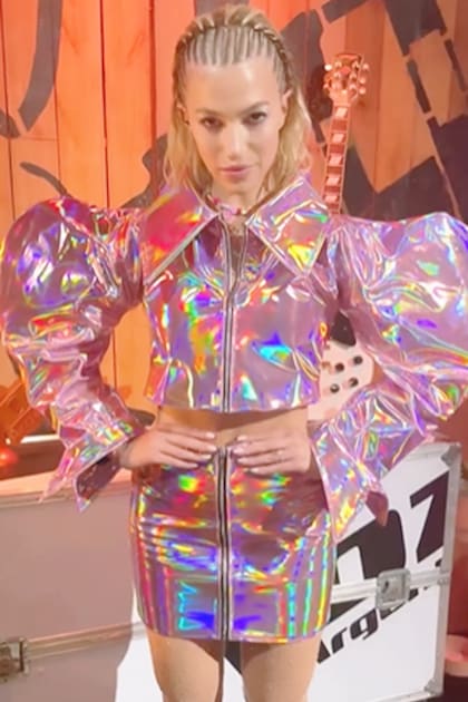 Stefi Roitman lució un conjunto de dos piezas que fue muy comentado en las redes sociales en la final de La Voz Argentina