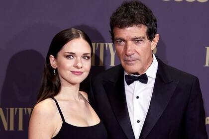Banderas junto a su hija, Stella del Carmen