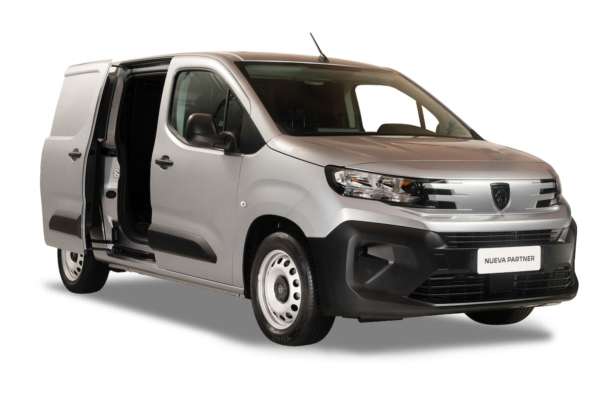 Stellantis presentó la renovación de los utilitarios livianos Peugeot Partner y Citroën Berlingo
