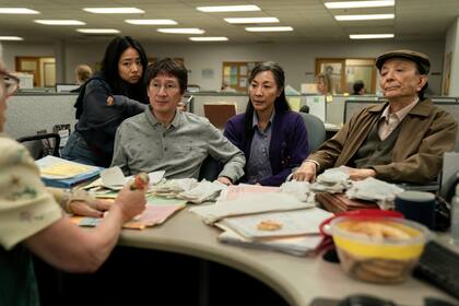 Stephanie Hsu, Michelle Yeoh y Ke Huy Quan, tres de los cuatro integrantes de la familia Wang, recibieron nominaciones al Oscar