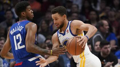 Stephen Curry hizo lo que quiso ante los Clippers; Wallace intenta en vano frenarlo