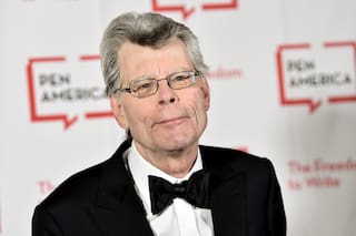 Aumentaron los casos de censura de libros en escuelas de Estados Unidos y Stephen King vuelve a encabezar la lista