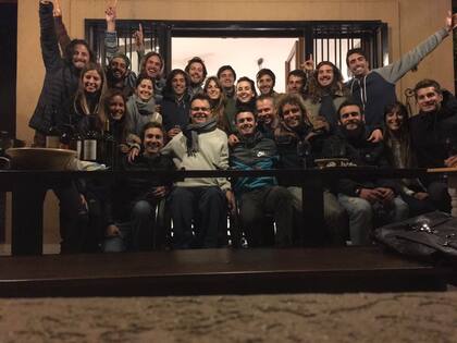 Stephens suele reunirse con su grupo de amigos viajeros: la comunidad argentina en Manly es un grupo que acostumbra a despedir miembros e incorporar nuevos constantemente