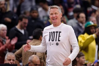 La NBA se pronuncia sobre Trump: de la ironía de Steve Kerr a la simbólica imagen de LeBron James con su hija