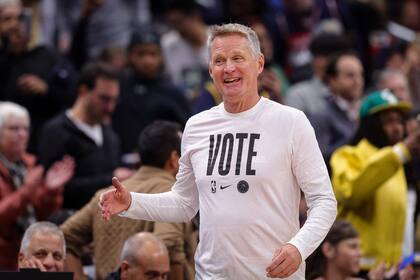 Steve Kerr contundente e irónico acerca de la victoria de Donald Trump (Photo by Scott Taetsch / GETTY IMAGES NORTH AMERICA / Getty Images via AFP)
