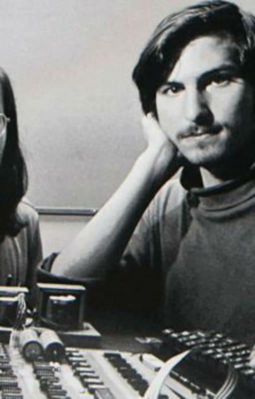 Steve Wozniak y Steve Jobs, fundadores de Apple, cuando comenzaron la empresa