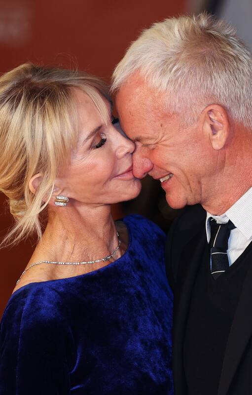 Sting y su esposa, muy acaramelados en la alfombra roja del Festival de Cine de Roma