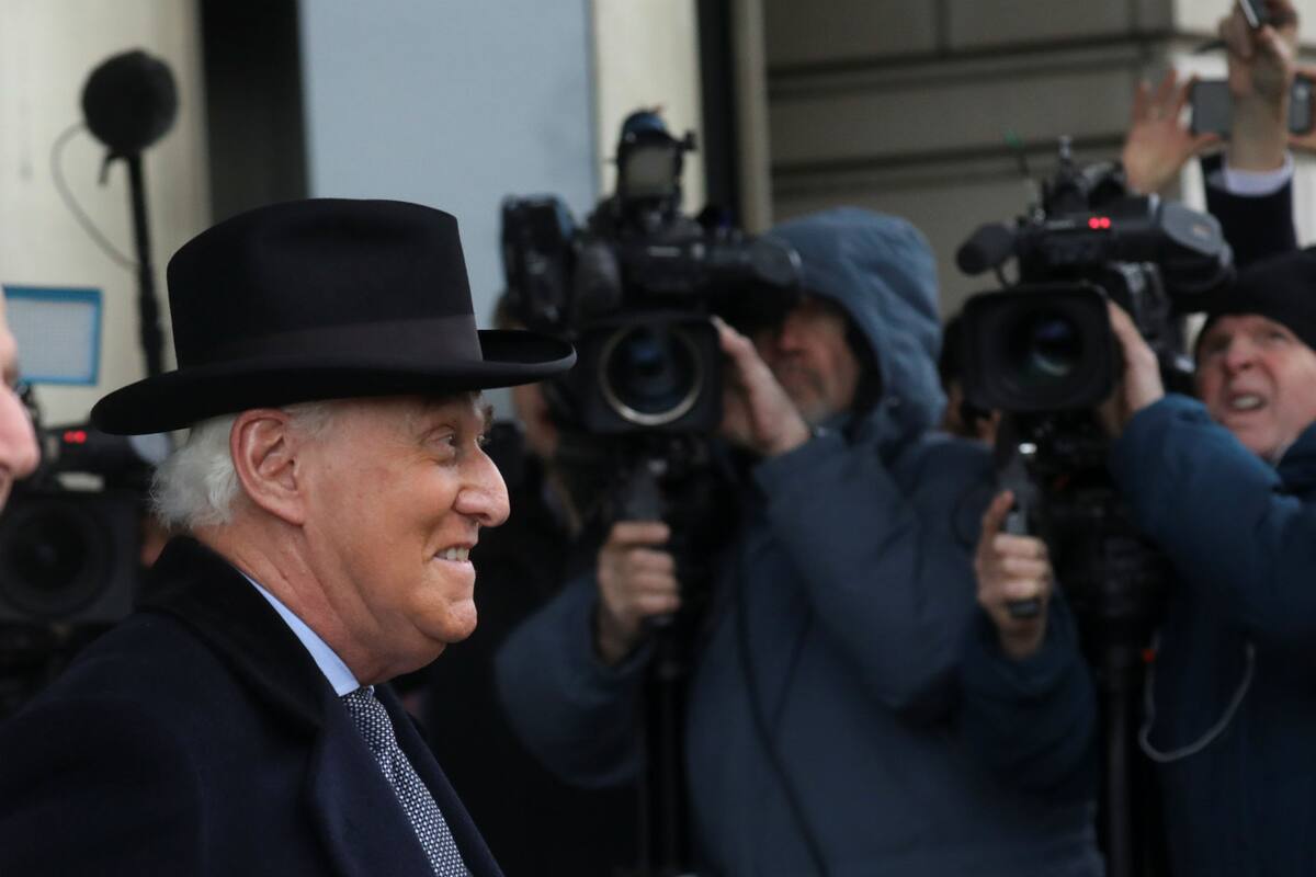 Stone, a su llegada a los tribunales