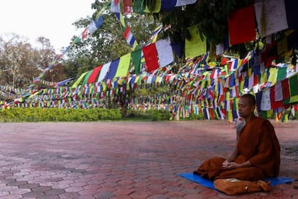 Stone afirma que la práctica de mindfulness moderna es una idea occidental sobre los postulados budistas de hace cientos de años