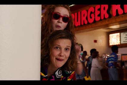 Stranger Things logró recaudar US$25 millones cerrando acuerdos con marcas para introducir sus productos en la trama de la serie, como en el caso de Burger King