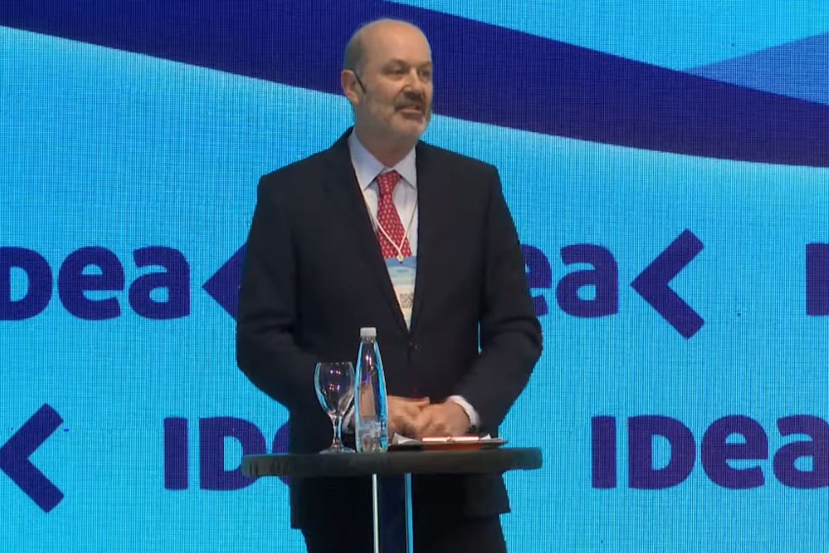 Sturzenegger intimó a 10 mil empleados públicos