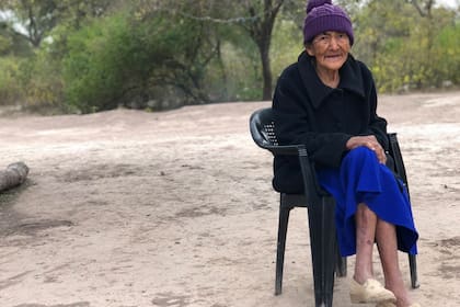 Su bisabuela, de 90 años, necesita una silla de ruedas porque no puede caminar