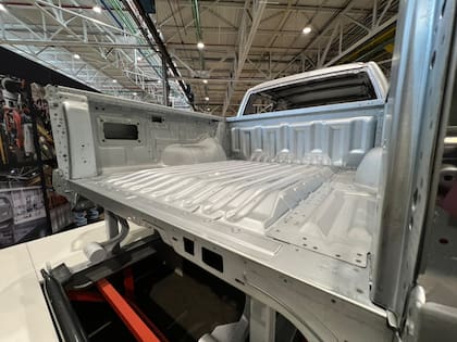 Su caja cuenta con las modificaciones necesarias para alojar el sistema de baterías
