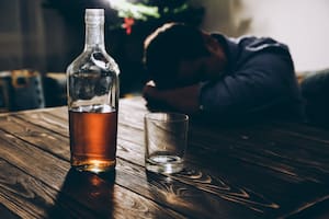 Su consumo en exceso no solo genera adicción, sino que también provoca daños graves e irreversibles en el organismo