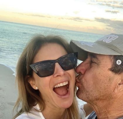 Su corazón
está ocupado desde
hace tiempo con
Luis Scalella, a quien
conoció en 2012 en
el cumpleaños de un
año de los hijos de
Flor de la V.