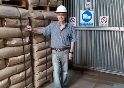 Su empresa Valmitran es la quinta firma exportadora de té por volumen