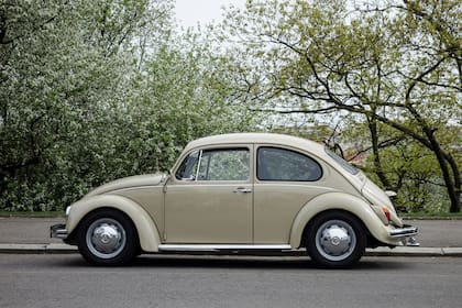 Su padre le enseñó a manejar en un Volkswagen Escarabajo, modelo que también fue su primer auto