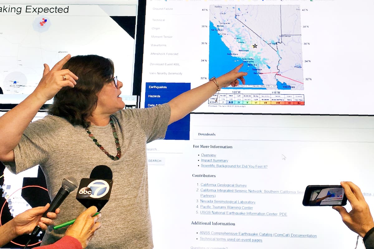 Su profundidad se estimó en 8,7 km; ocurrió sobre las 10H33 (17H33 GMT) y duró varios segundos