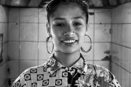 Su sueño va mucho más allá de llegar con su música a todos los rincones: "Más que nada, me gustaría estar con mi familia unida, con mi madre lejos de la droga y con mi hermana"