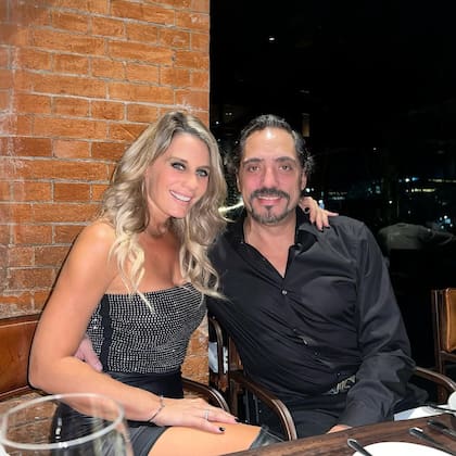 Su tío Eduardo junto a su pareja, Rocío Marengo. "Con mi tío todo bien, y respeto un montón a su mujer porque sé lo que le costó quedar embarazada"