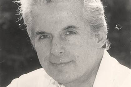 Su último trabajo fue en El último encuentro, obra que lo unió sobre el escenario a Hilda Bernard y Duilio Marzio