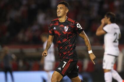 Reciente incorporación de River, Matías Suárez llegó a los 30 años al seleccionado nacional.