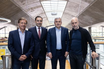 Suarez, Valdés, Morales y Larreta, en la sede del gobierno porteño
