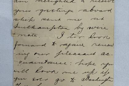 Subastan en casi 400.000 dólares carta escrita a bordo del Titanic
