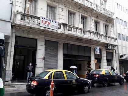 Subastas Banco Ciudad / Tucumán 950 CABA